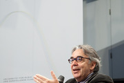 Thumb_image_fimu_2010_howard_shore_speaking_