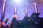 Thumb_image_hovie14_randy_piano